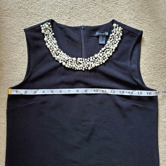 Forever 21 black stretch knit shift dress pearl metallic collar Small Audrey - Picture 9 of 12